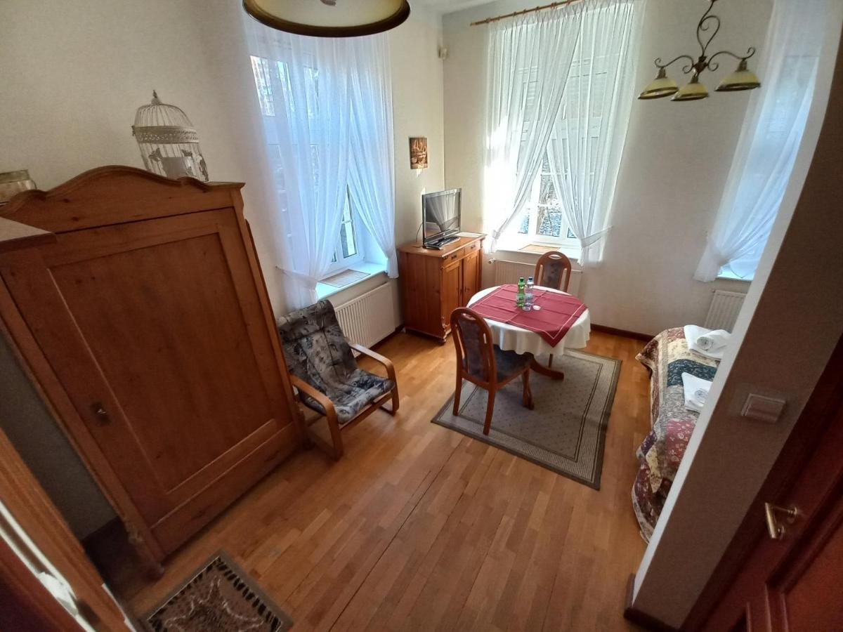 Szwajcarka Willa Z Sauna I Jacuzzi Kudowa-Zdrój Exteriér fotografie
